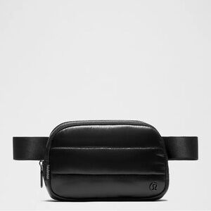 Lululemon- Everywhere Belt Bag 1L Wunder Puff Shine